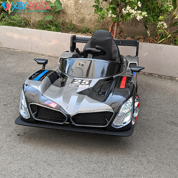 Ô tô điện kiểu xe đua siêu ngầu cho trẻ BLT-F8 11