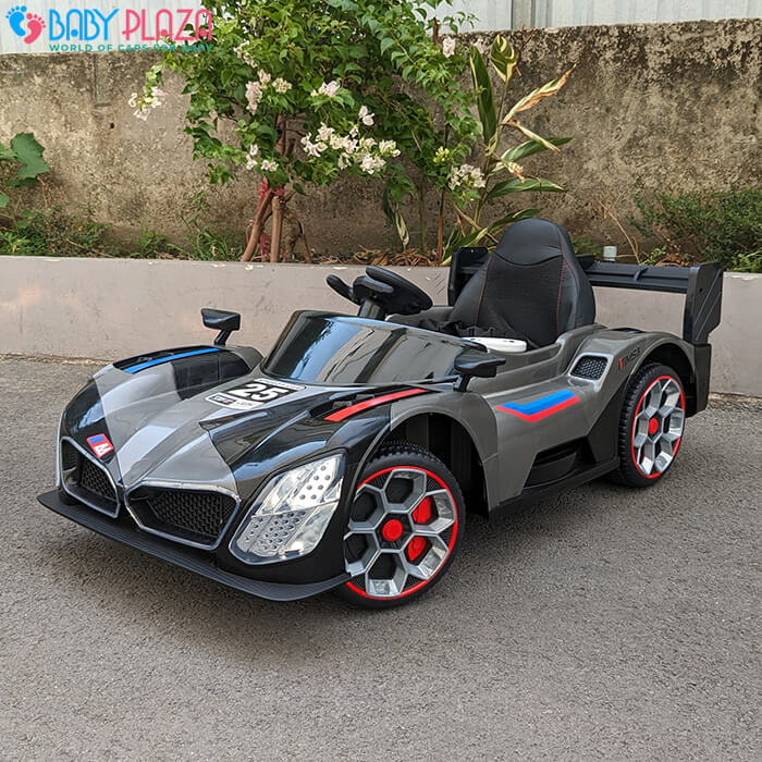 Ô tô điện kiểu xe đua siêu ngầu cho trẻ BLT-F8 13