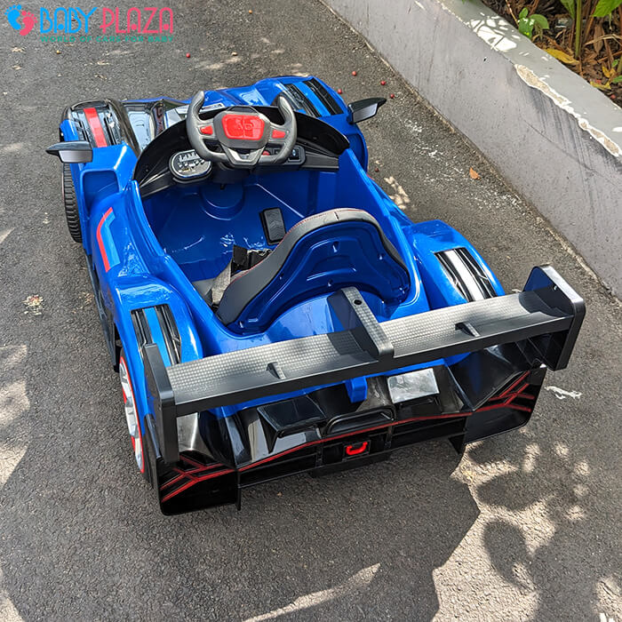 Ô tô điện kiểu xe đua siêu ngầu cho trẻ BLT-F8 9